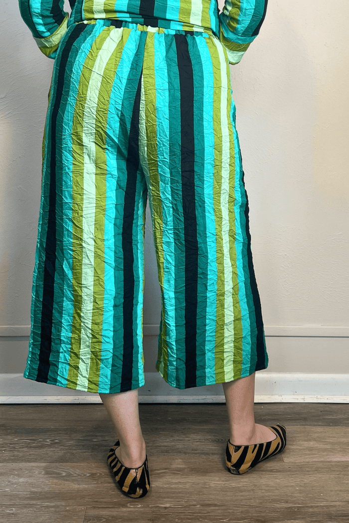 Amma Pant - Cool