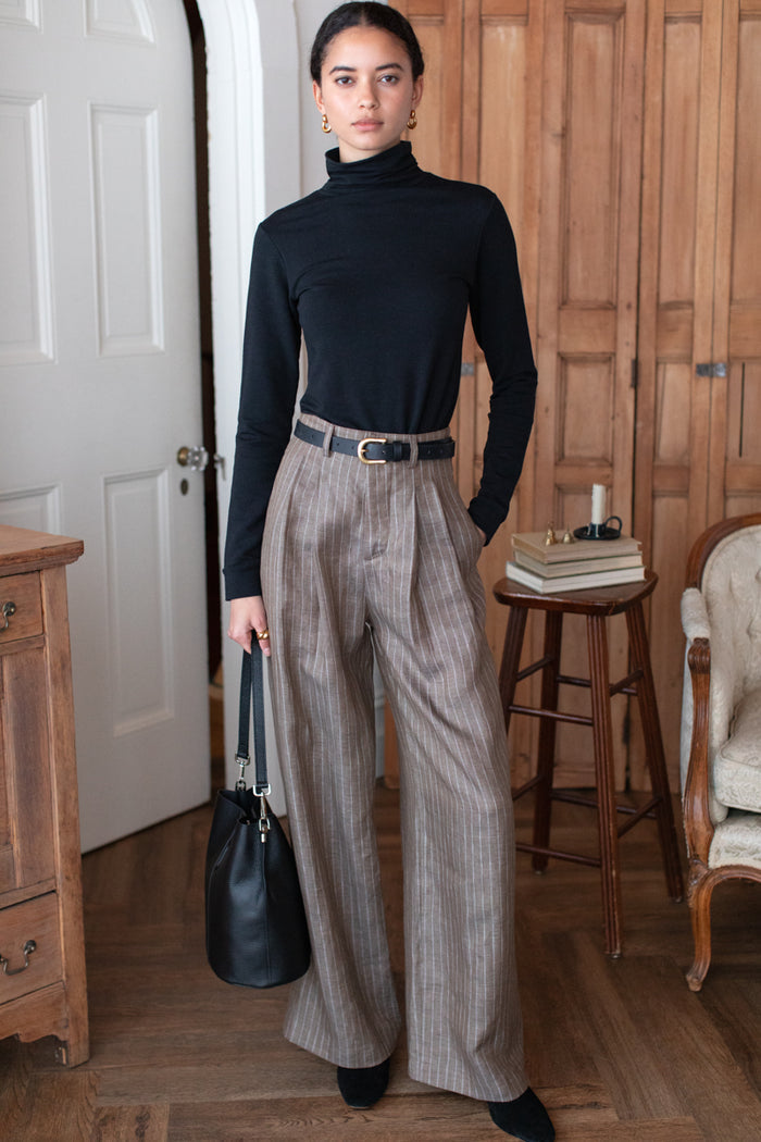Atelier Pleated Pant 2 - Chamoisee Pinstripe Linen