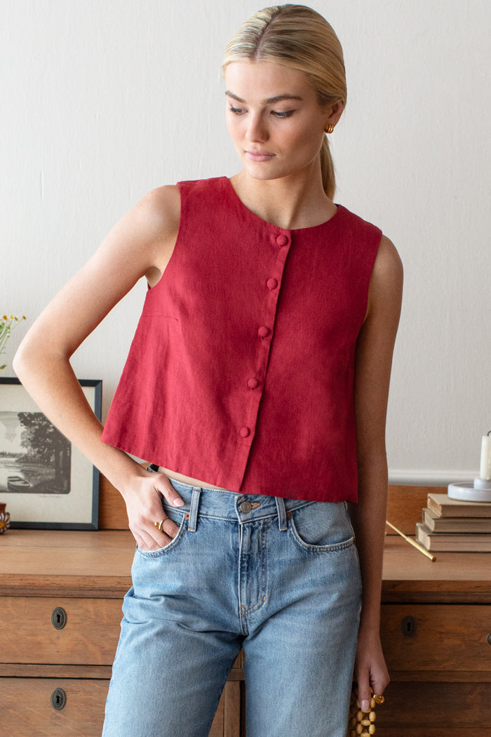 Button Front Wide Hem Top - Pompeian Red Linen