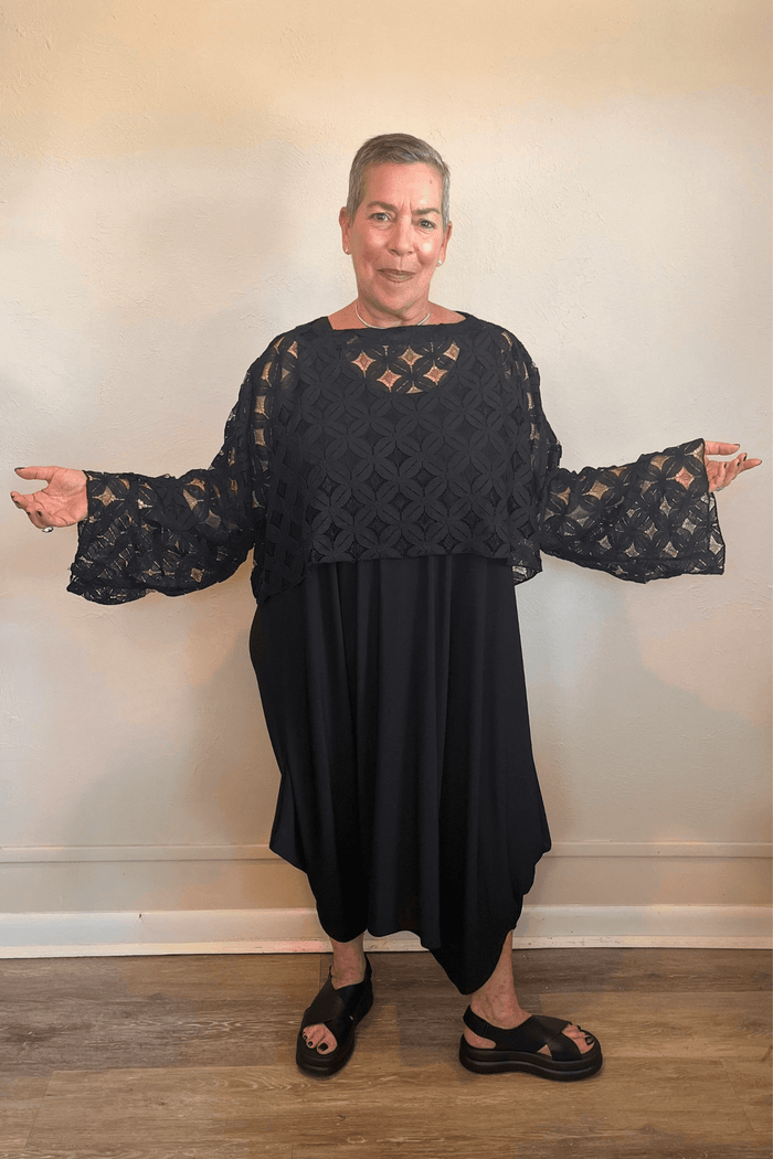 Crochet Abundance Crop Top - Black