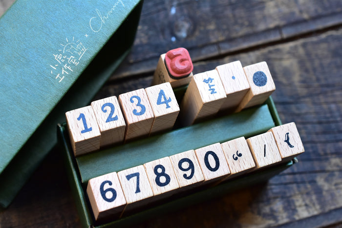 Deer Forest Endless Stamp Set - Vintage Numbers