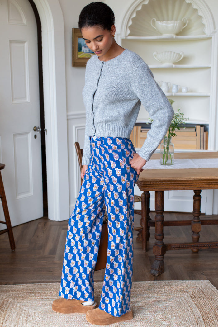 Everyday Pant - Blue Paisley Flowers