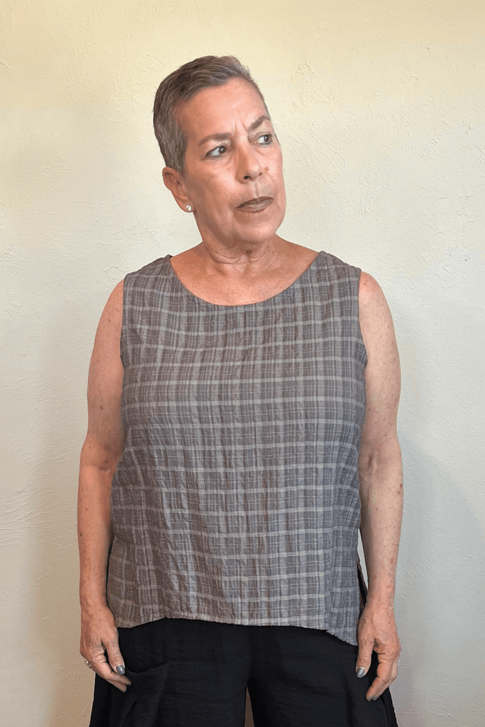 Gail's Textured Tank Top - Eiffel Tower
