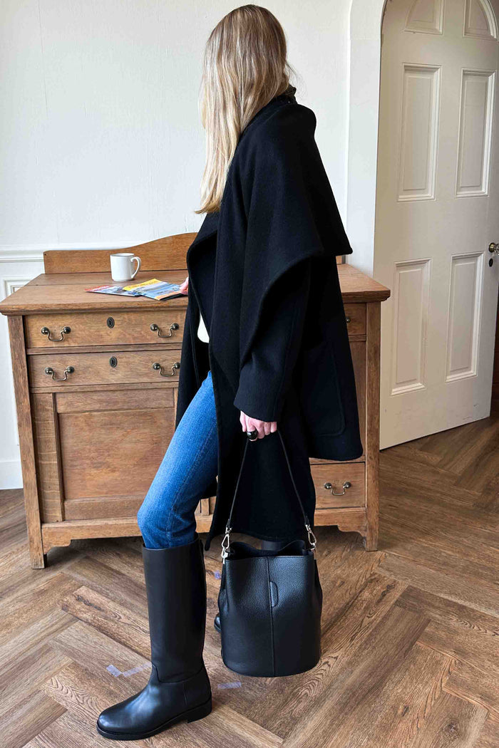 Italian Bucket Bag - Black