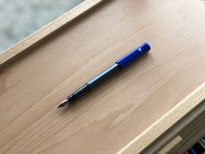 Kakuno Fountain Pen - Gray Barrel/Gray Cap - Medium Nib