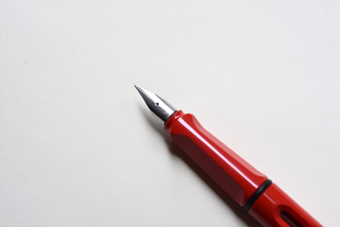 LAMY Safari Fountain Pen - Red