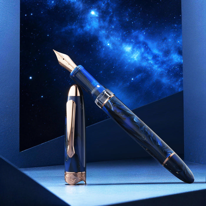 Nahvalur (Narwhal) Horizon Fountain Pen - Nebula
