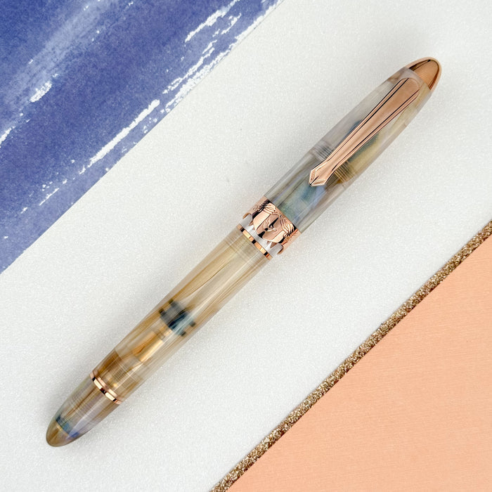 Nahvalur (Narwhal) Horizon Fountain Pen - Pearl