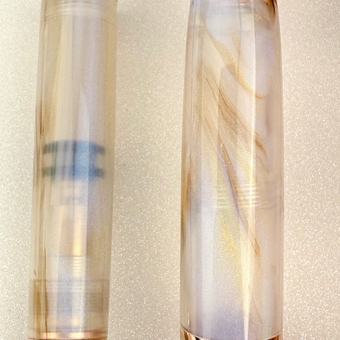 Nahvalur (Narwhal) Horizon Fountain Pen - Pearl