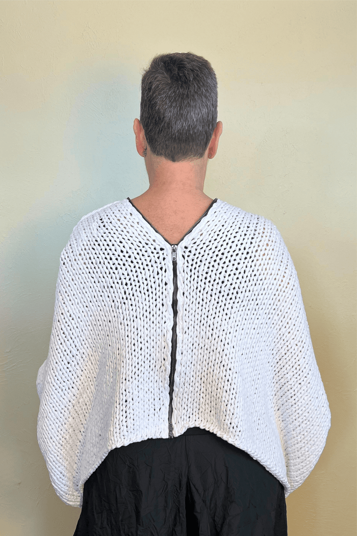 Naya Zipper Sweater - White