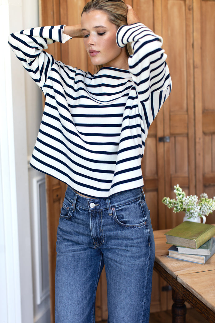 Organic Boxy Top 01 - Navy Stripe