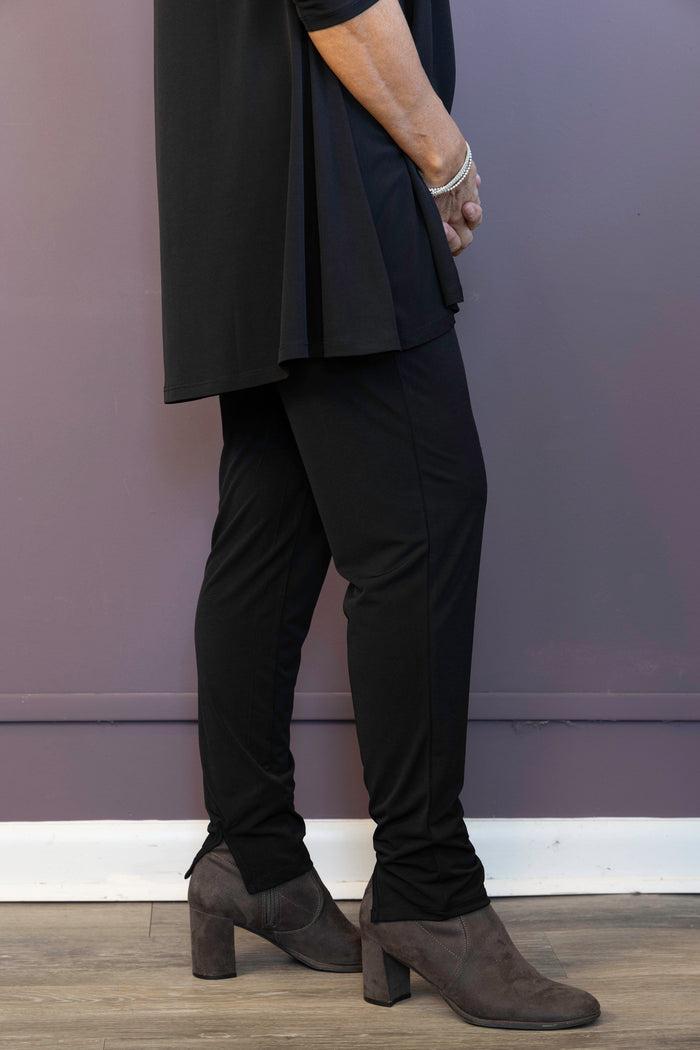 PALETTE BASICS Straight Leg Pant