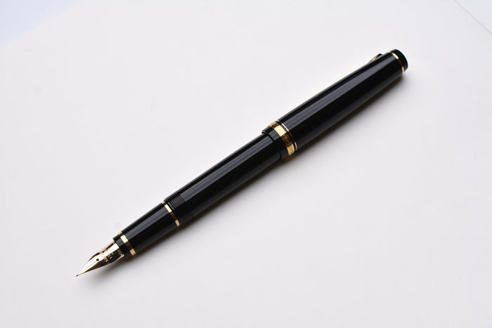 Pilot Falcon Fountain Pen - Black/Gold