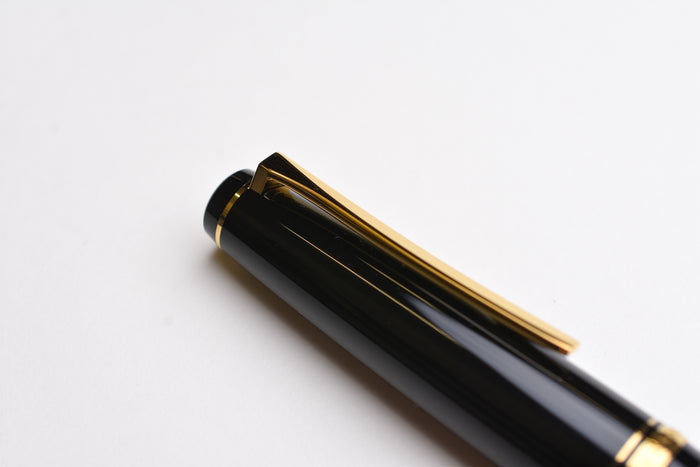Pilot Falcon Fountain Pen - Black/Gold
