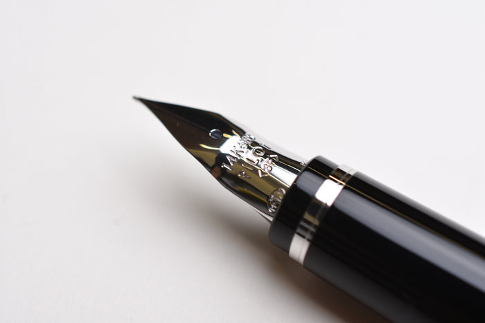 Pilot Falcon Fountain Pen - Black/Rhodium