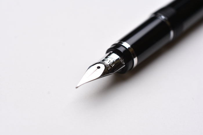Pilot Falcon Fountain Pen - Black/Rhodium