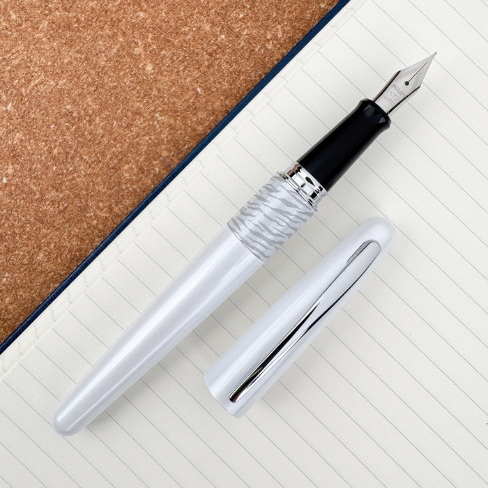 Pilot Metropolitan Fountain Pen - White Tiger