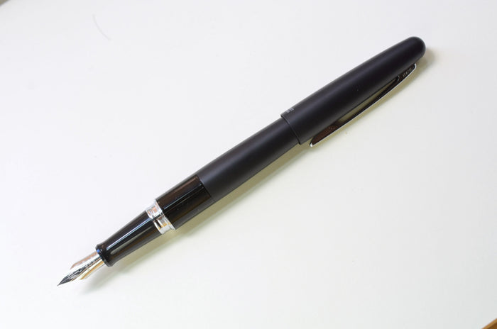 Pilot MR Metropolitan Fountain Pen - Black
