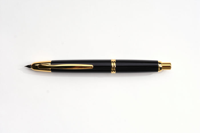 Pilot Vanishing Point - Black - Gold Trim