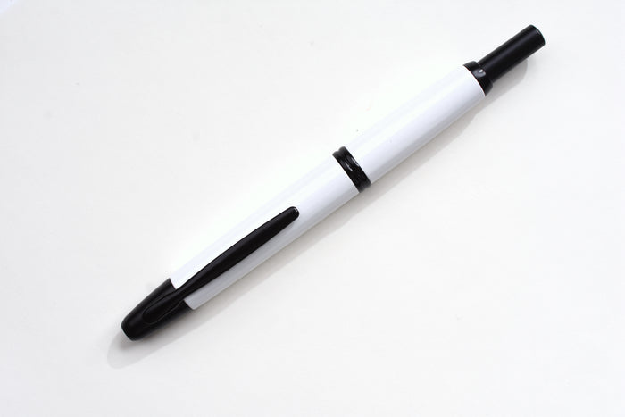 Pilot Vanishing Point - White/Black