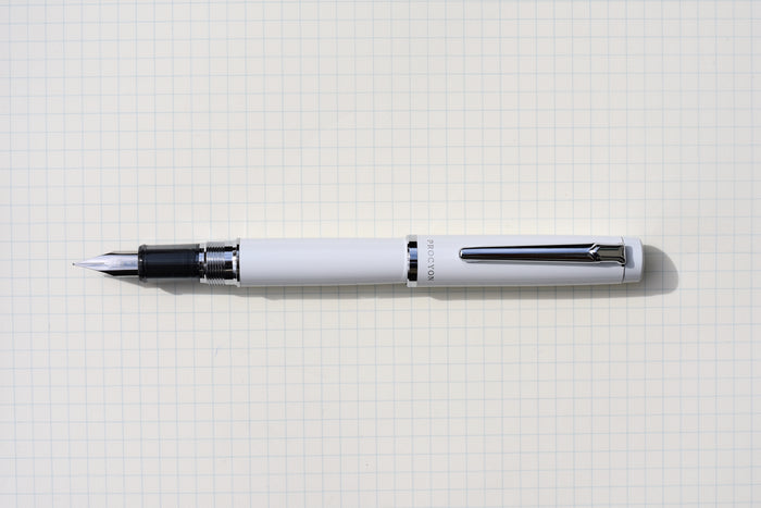 Platinum Procyon - Porcelain White