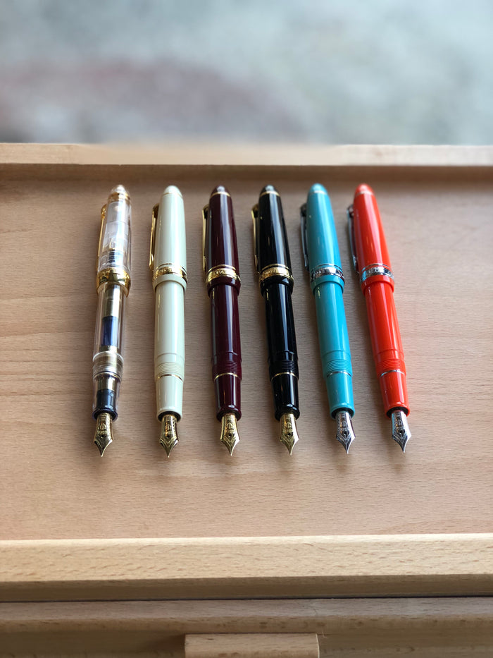 Sailor 1911 Standard - Yellow/Gold