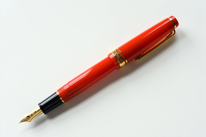 Sailor Pro Gear Slim - Red/Gold