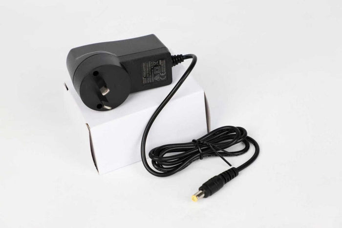 3km solar electric fence energiser charger charging cable with packaging