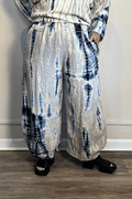 Tie-Dye Tucked Hem Pant