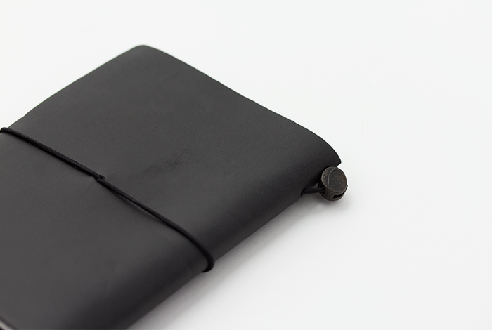 TRAVELER'S Notebook - Passport Size - Black