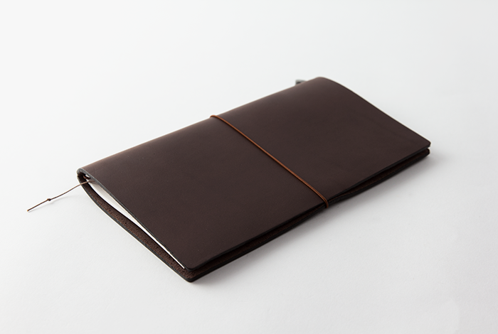 TRAVELER'S Notebook - Regular Size - Brown
