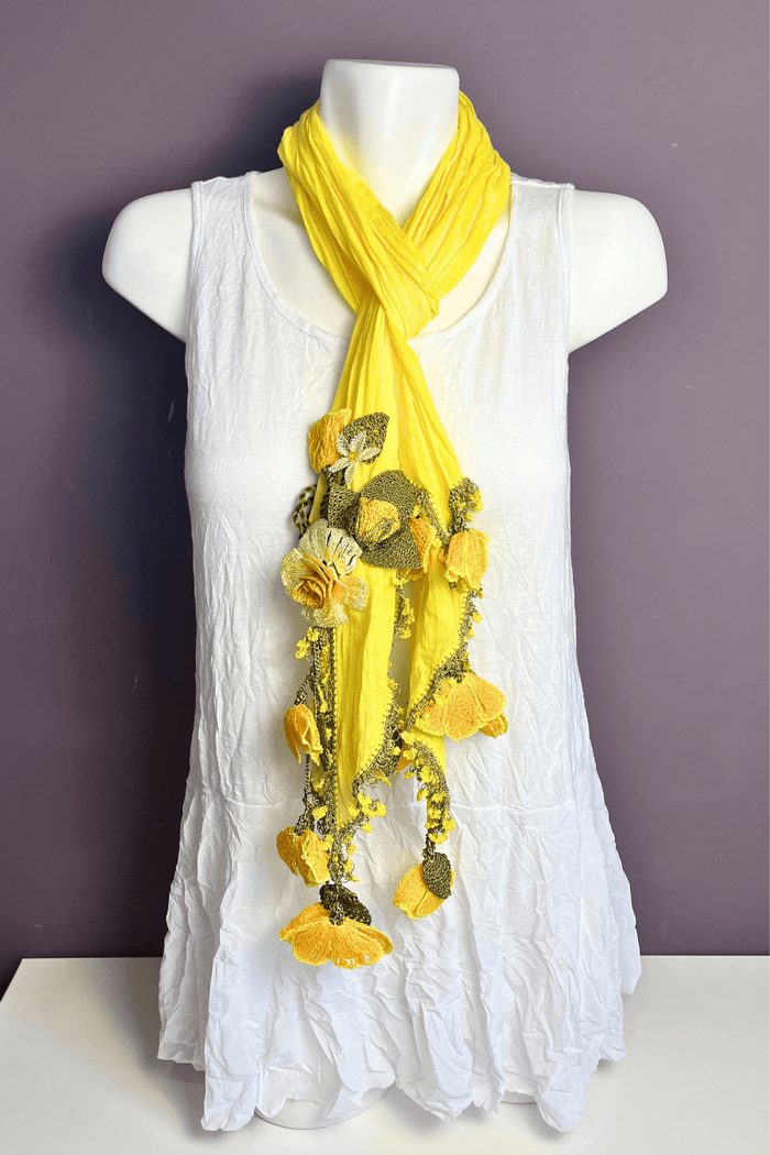 Tulip Scarf
