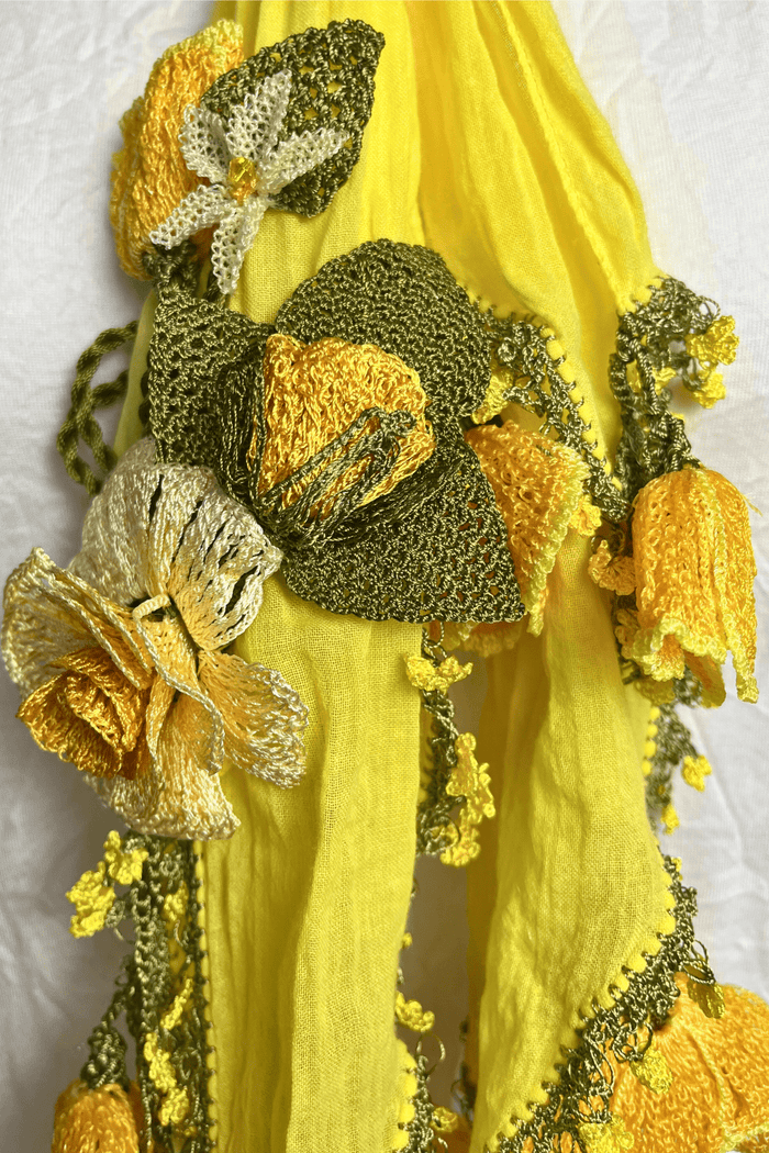 Tulip Scarf