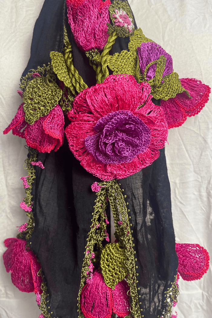 Tulip Scarf